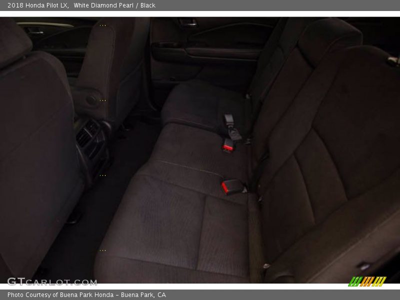 White Diamond Pearl / Black 2018 Honda Pilot LX