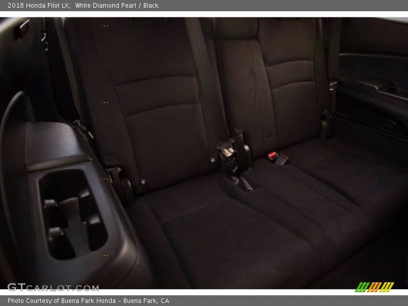 White Diamond Pearl / Black 2018 Honda Pilot LX