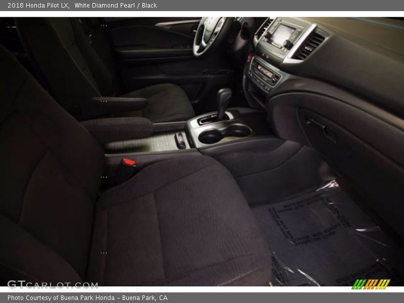 White Diamond Pearl / Black 2018 Honda Pilot LX