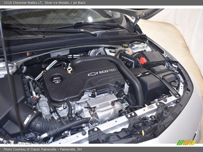 Silver Ice Metallic / Jet Black 2016 Chevrolet Malibu LT