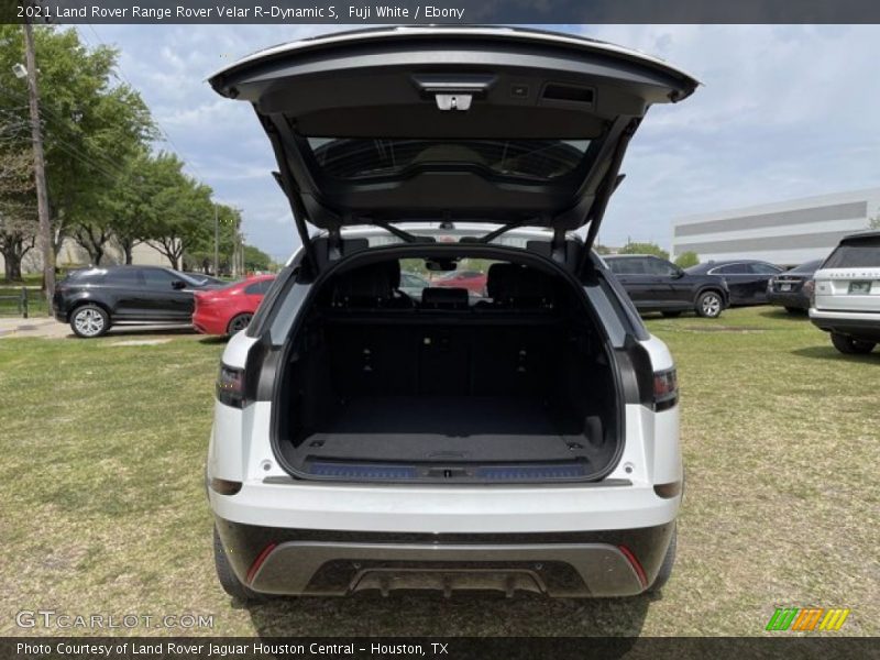 Fuji White / Ebony 2021 Land Rover Range Rover Velar R-Dynamic S
