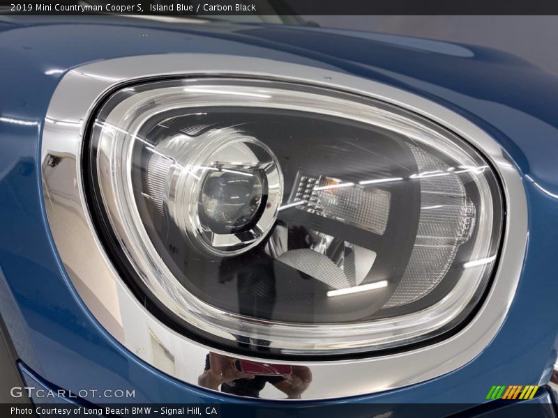 Island Blue / Carbon Black 2019 Mini Countryman Cooper S