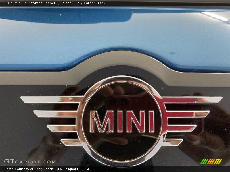Island Blue / Carbon Black 2019 Mini Countryman Cooper S
