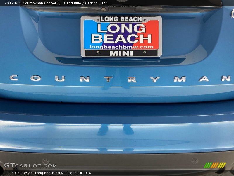 Island Blue / Carbon Black 2019 Mini Countryman Cooper S