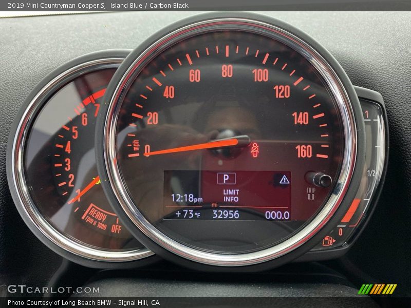 Island Blue / Carbon Black 2019 Mini Countryman Cooper S