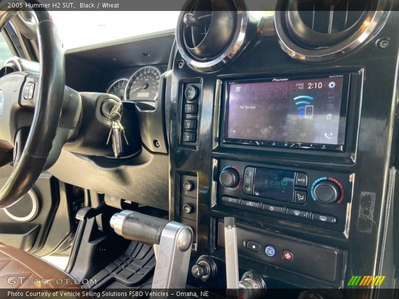 Black / Wheat 2005 Hummer H2 SUT
