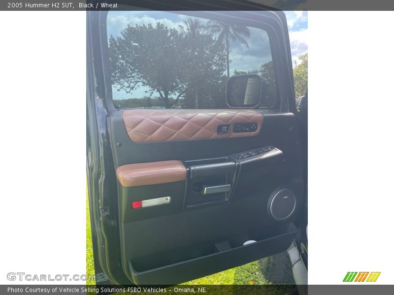 Black / Wheat 2005 Hummer H2 SUT