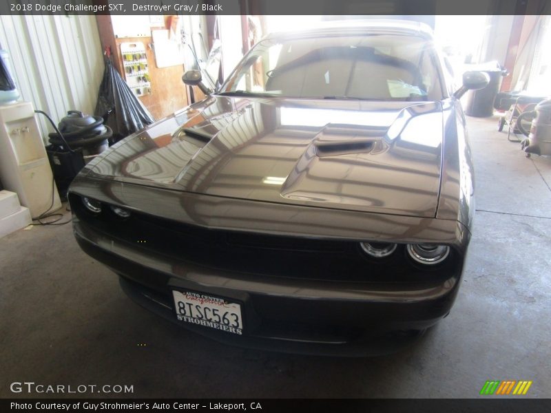 Destroyer Gray / Black 2018 Dodge Challenger SXT