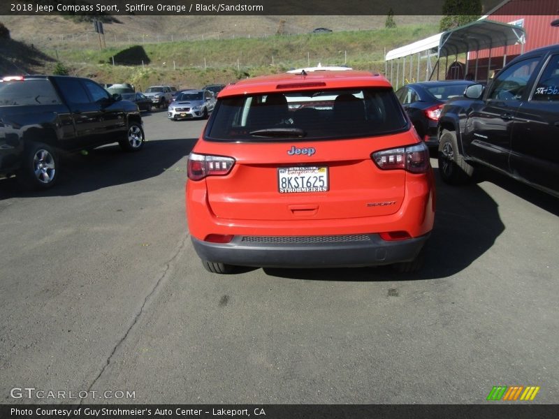 Spitfire Orange / Black/Sandstorm 2018 Jeep Compass Sport