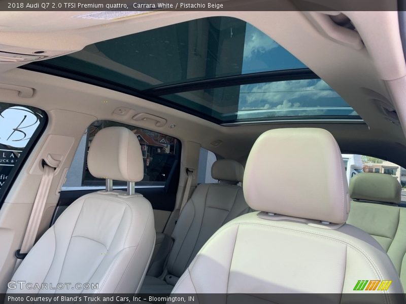 Carrara White / Pistachio Beige 2018 Audi Q7 2.0 TFSI Premium quattro