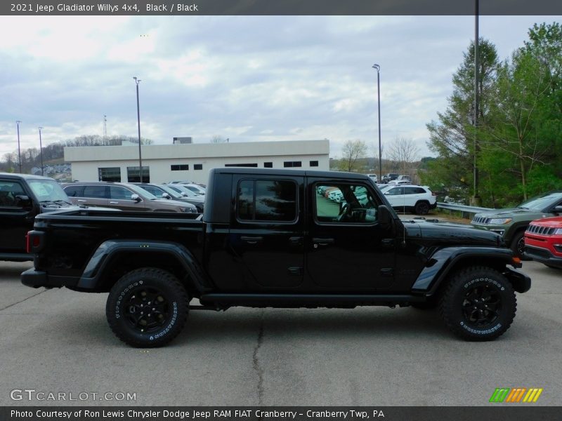 Black / Black 2021 Jeep Gladiator Willys 4x4