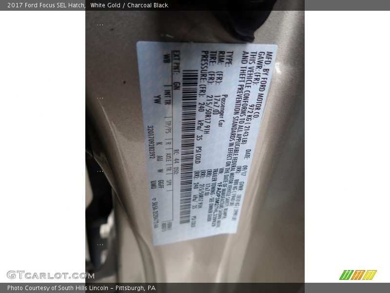 White Gold / Charcoal Black 2017 Ford Focus SEL Hatch
