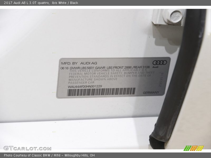 Ibis White / Black 2017 Audi A8 L 3.0T quattro