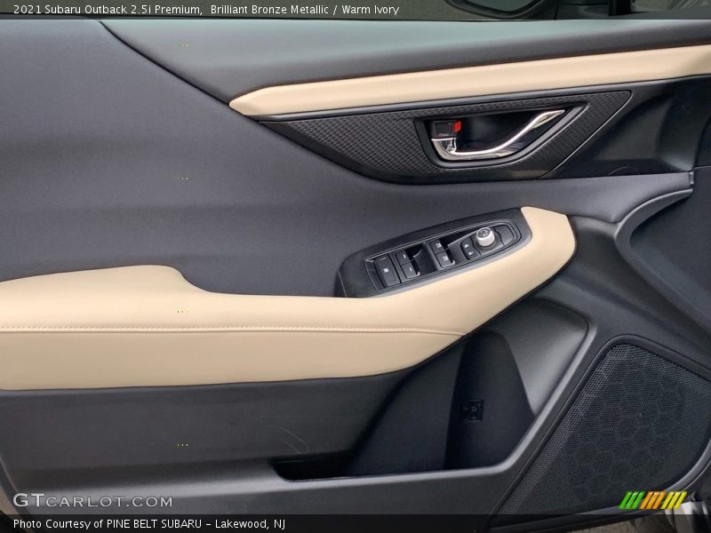 Brilliant Bronze Metallic / Warm Ivory 2021 Subaru Outback 2.5i Premium