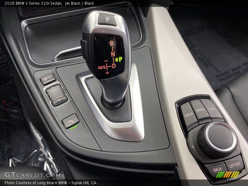 Jet Black / Black 2018 BMW 3 Series 320i Sedan
