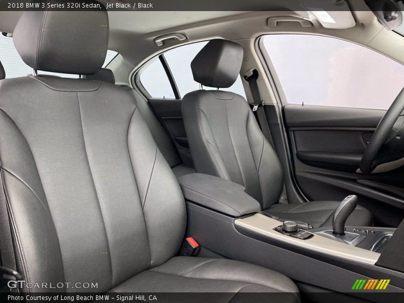 Jet Black / Black 2018 BMW 3 Series 320i Sedan
