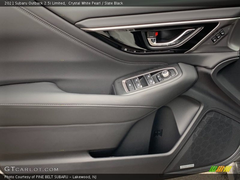 Crystal White Pearl / Slate Black 2021 Subaru Outback 2.5i Limited