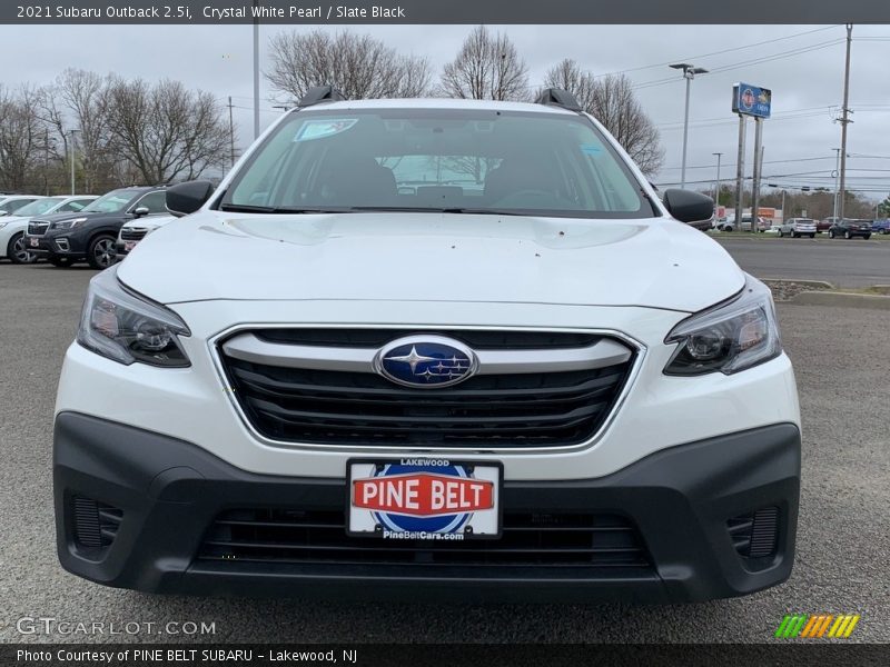 Crystal White Pearl / Slate Black 2021 Subaru Outback 2.5i