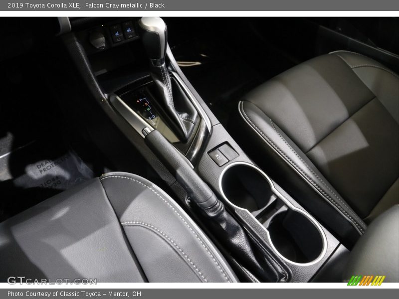 Falcon Gray metallic / Black 2019 Toyota Corolla XLE