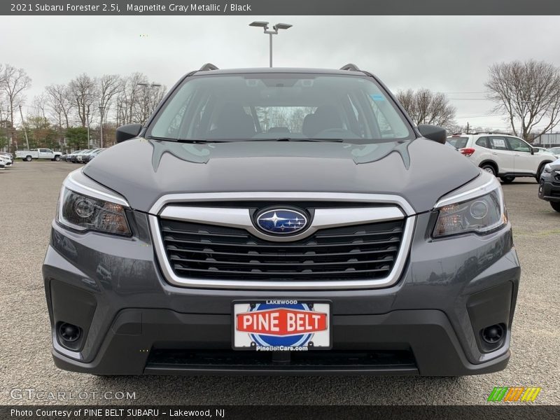 Magnetite Gray Metallic / Black 2021 Subaru Forester 2.5i