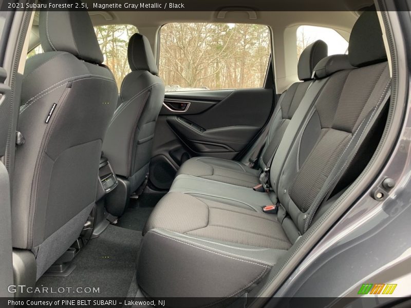 Magnetite Gray Metallic / Black 2021 Subaru Forester 2.5i