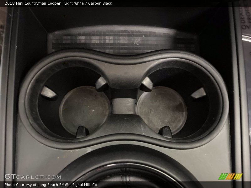 Light White / Carbon Black 2018 Mini Countryman Cooper