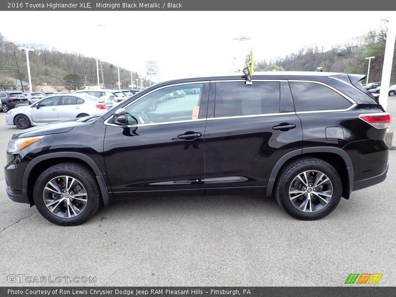 Midnight Black Metallic / Black 2016 Toyota Highlander XLE