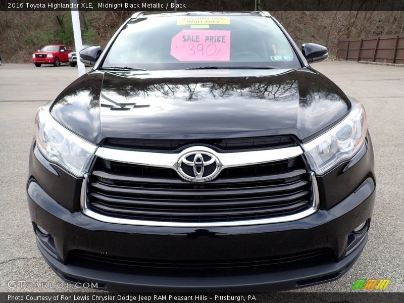 Midnight Black Metallic / Black 2016 Toyota Highlander XLE