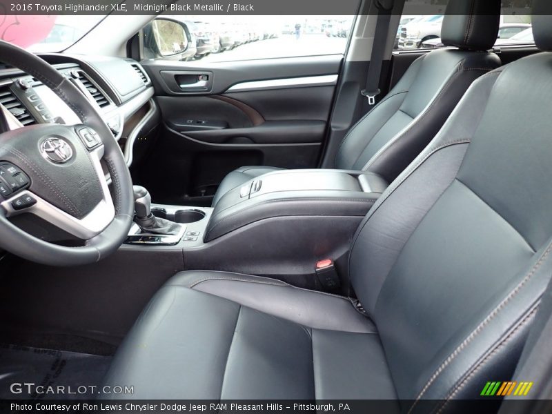 Midnight Black Metallic / Black 2016 Toyota Highlander XLE