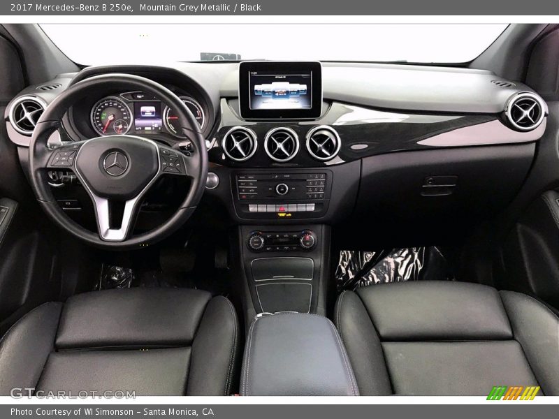 Dashboard of 2017 B 250e