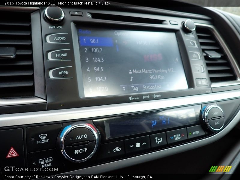 Midnight Black Metallic / Black 2016 Toyota Highlander XLE