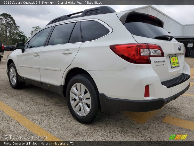 Crystal White Pearl / Slate Black 2016 Subaru Outback 2.5i Premium