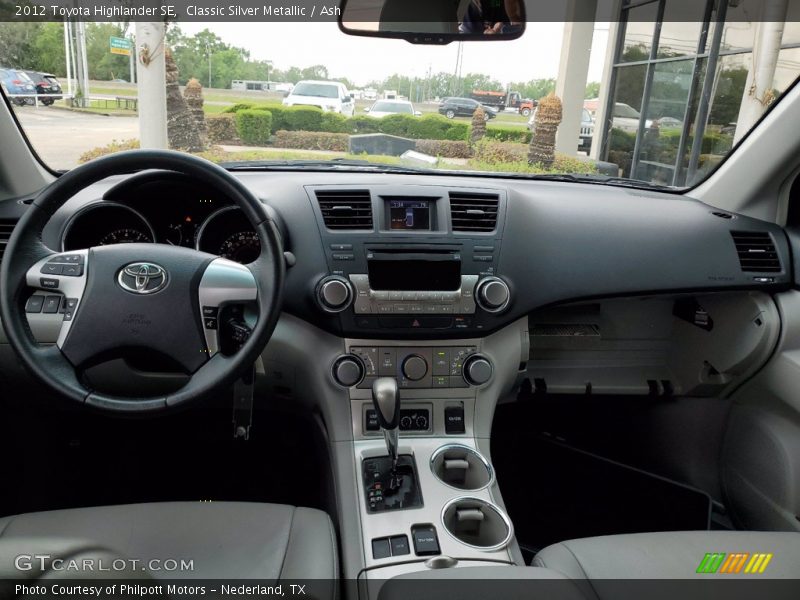 Classic Silver Metallic / Ash 2012 Toyota Highlander SE