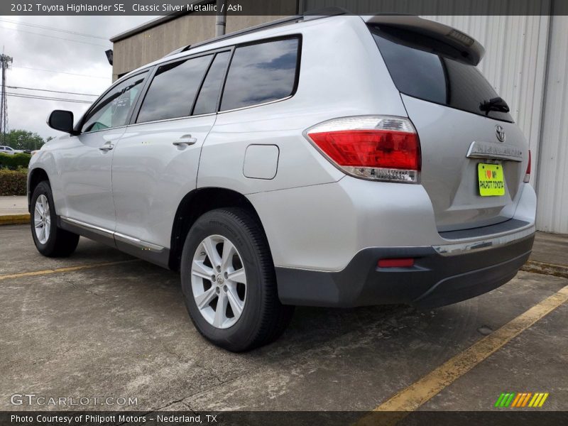 Classic Silver Metallic / Ash 2012 Toyota Highlander SE