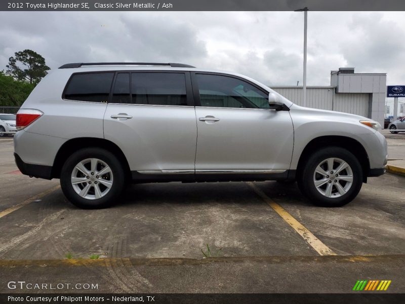 Classic Silver Metallic / Ash 2012 Toyota Highlander SE