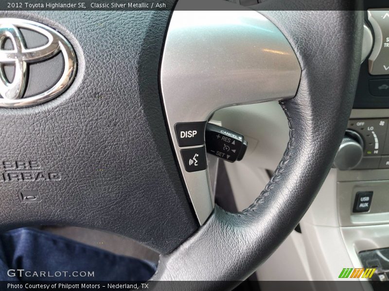 Classic Silver Metallic / Ash 2012 Toyota Highlander SE