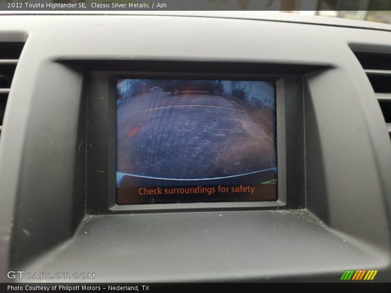 Classic Silver Metallic / Ash 2012 Toyota Highlander SE