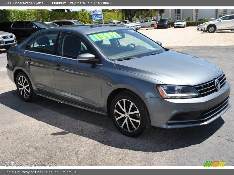 Platinum Gray Metallic / Titan Black 2018 Volkswagen Jetta SE