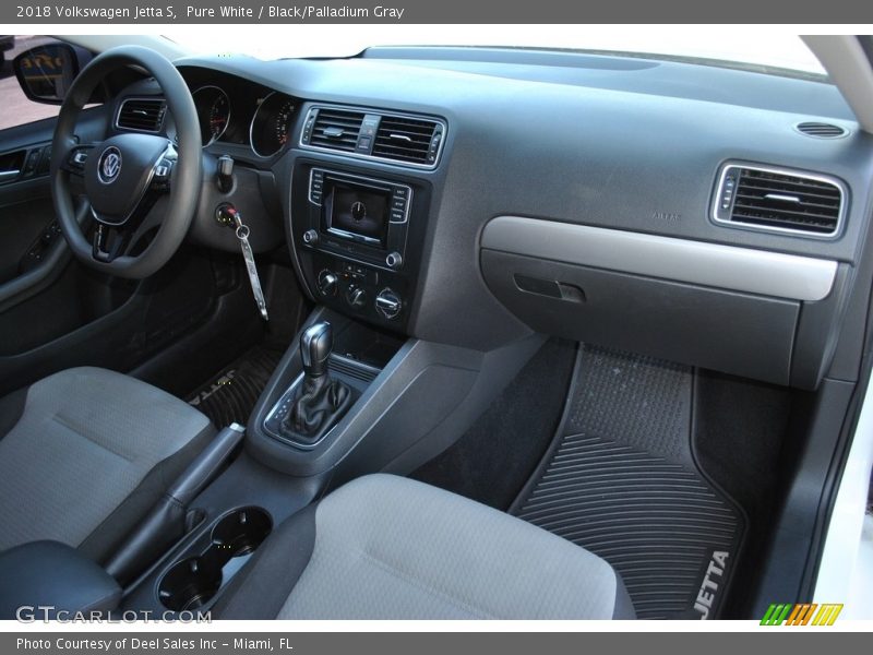 Pure White / Black/Palladium Gray 2018 Volkswagen Jetta S