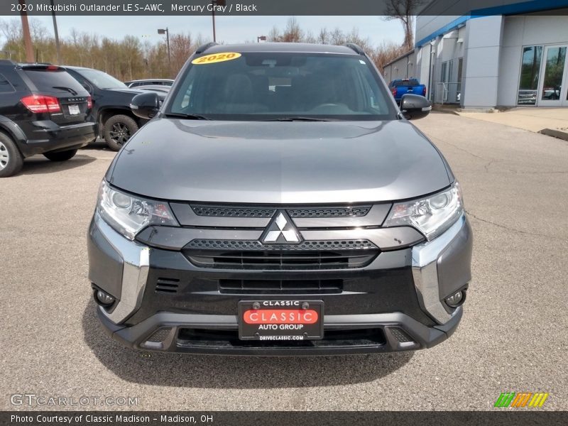 Mercury Gray / Black 2020 Mitsubishi Outlander LE S-AWC