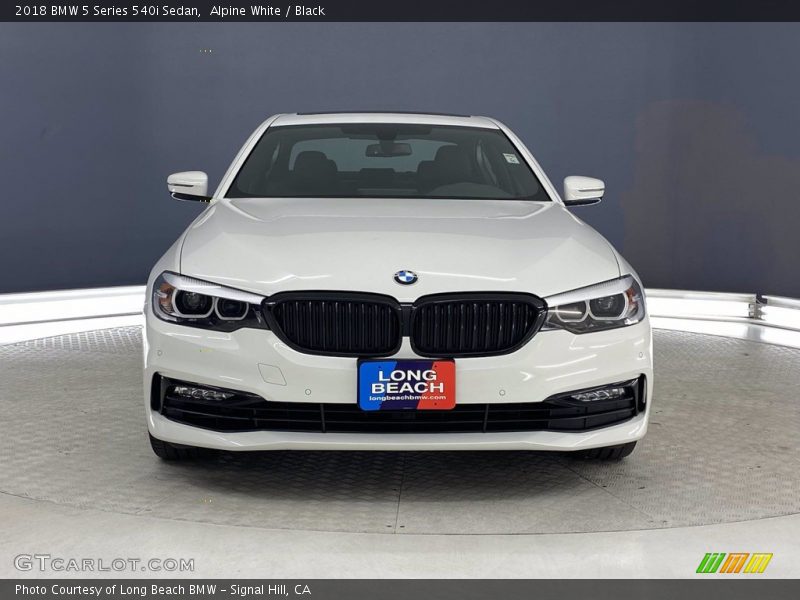 Alpine White / Black 2018 BMW 5 Series 540i Sedan