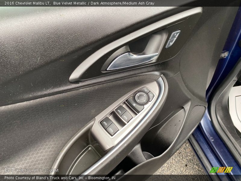 Blue Velvet Metallic / Dark Atmosphere/Medium Ash Gray 2016 Chevrolet Malibu LT