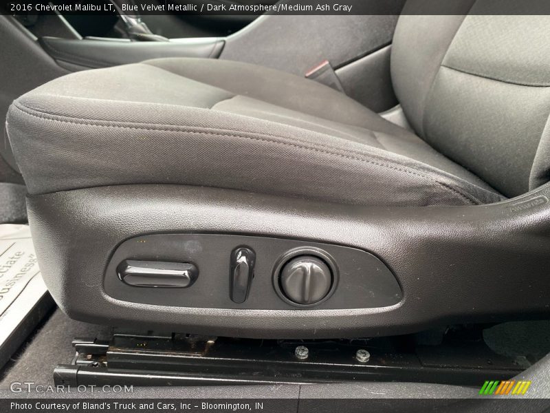 Blue Velvet Metallic / Dark Atmosphere/Medium Ash Gray 2016 Chevrolet Malibu LT
