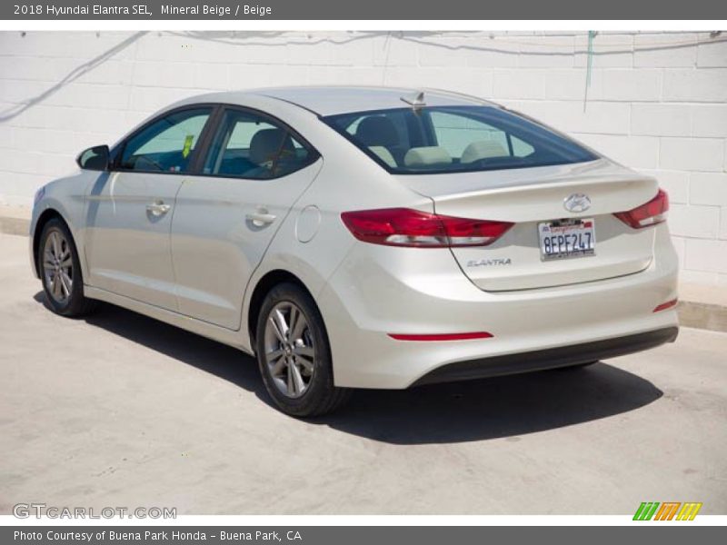 Mineral Beige / Beige 2018 Hyundai Elantra SEL