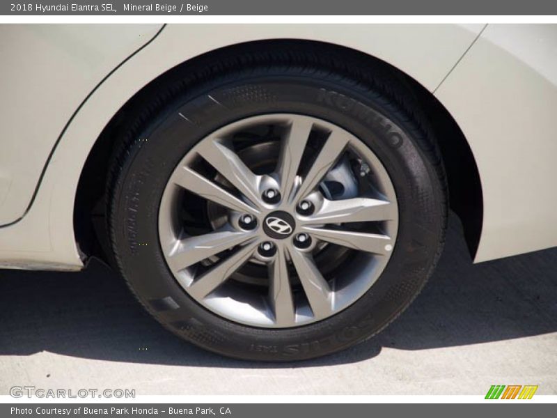 Mineral Beige / Beige 2018 Hyundai Elantra SEL