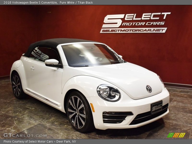 Pure White / Titan Black 2018 Volkswagen Beetle S Convertible