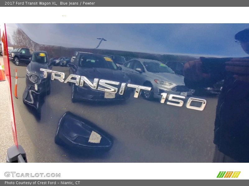  2017 Transit Wagon XL Logo