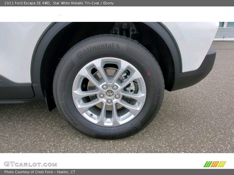 Star White Metallic Tri-Coat / Ebony 2021 Ford Escape SE 4WD