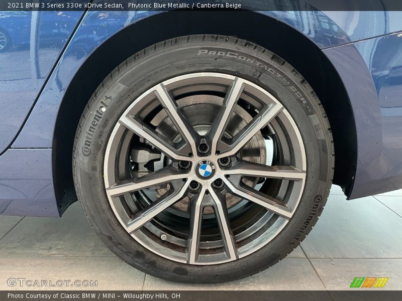  2021 3 Series 330e xDrive Sedan Wheel