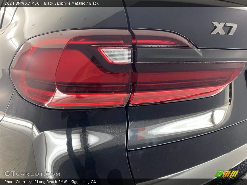 Black Sapphire Metallic / Black 2021 BMW X7 M50i